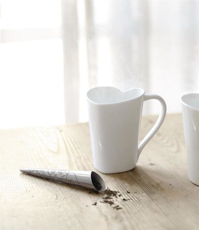 ALESSI To Heart Shaped Mug White