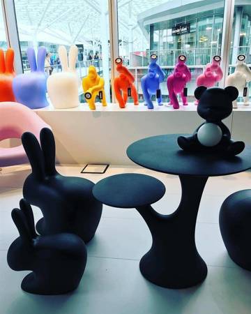 Rabbit QeeBoo Chair Black