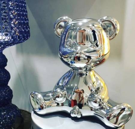 Lampa stołowa Qeeboo Miś Teddy Boy metalizowana srebrna